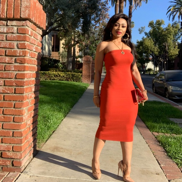 Basic Tube Dress - Picture 3 of 3